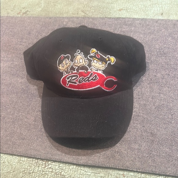 Vintage Cincinnati Reds & Nickelodeon Rugrats Hat 90s Nickelodeon Snapback Cap - Picture 1 of 3
